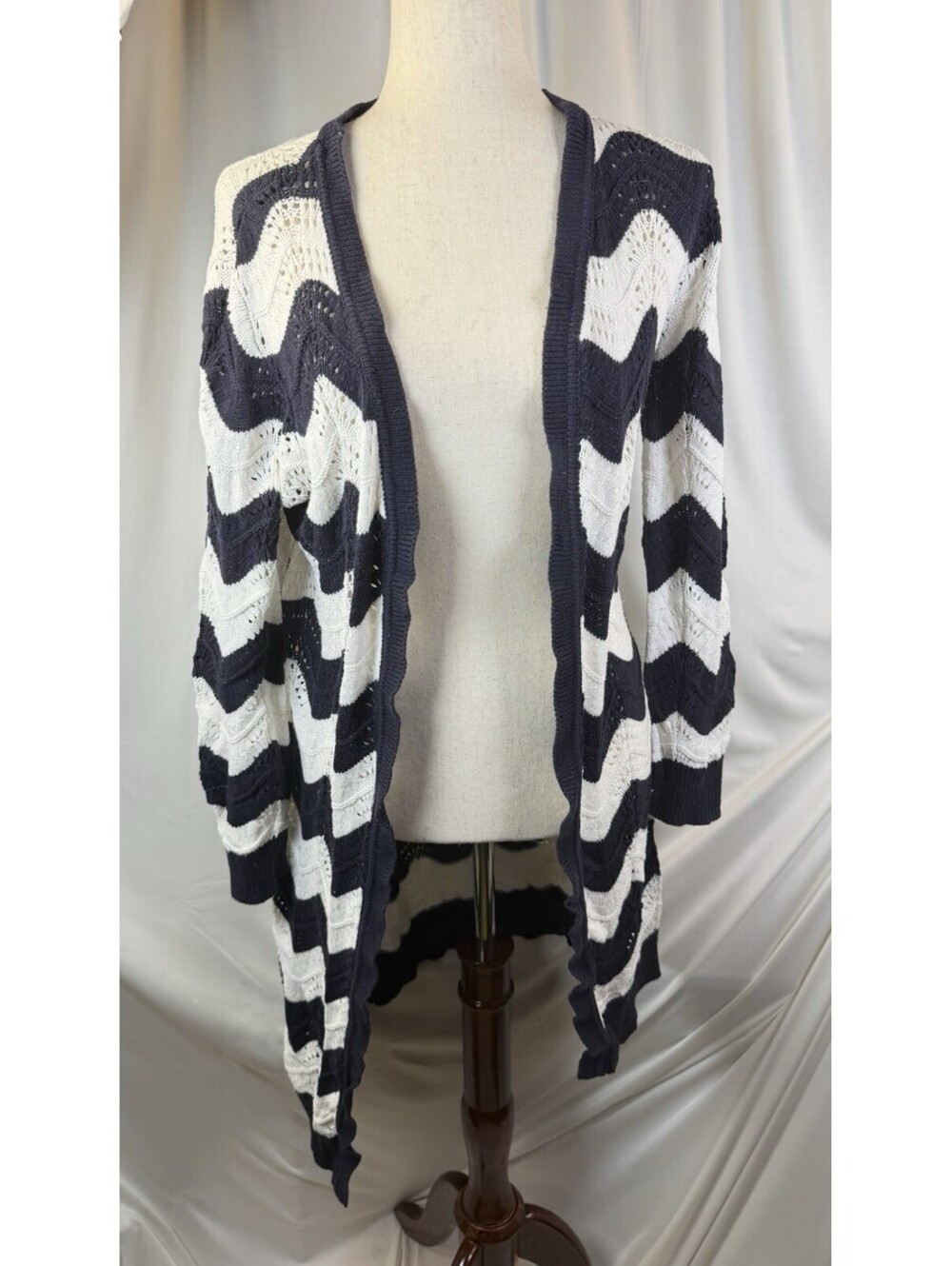 Verve Ami Sweater Womens Medium Long Length Open Cardigan Chevron Blue And White
